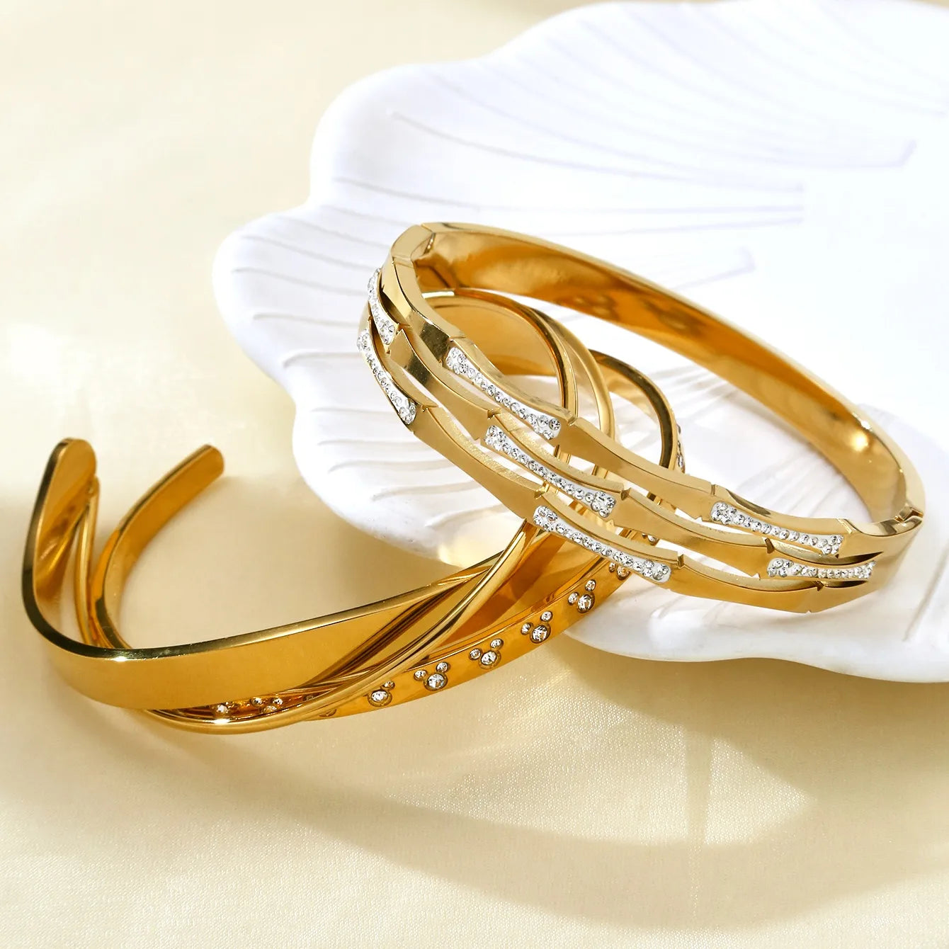 Elegant Fashion High-End Feel Stainless Steel 18K Gold Plated Zirconia Stone Women's Bracelet