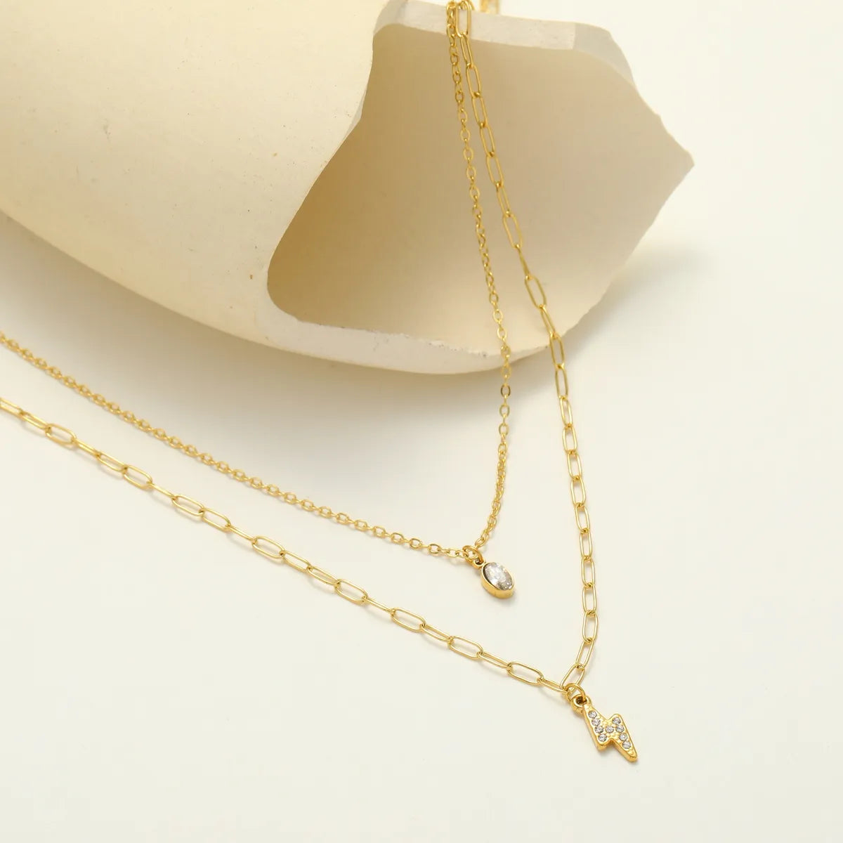 Luxurious 16K Gold Plated Stainless Steel Zirconia Lightning Pendant Necklace