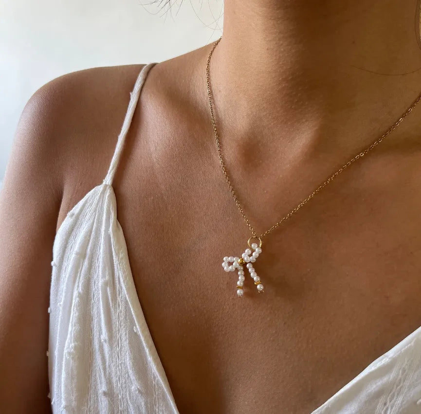 Simple Luxury 18K Gold Plated Stainless Steel Butterfly Knot Pendant Necklace