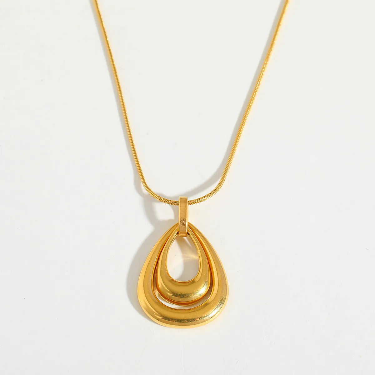 Simple Design Stainless Steel 18K Gold Plated Waterdrop Pendant Necklace