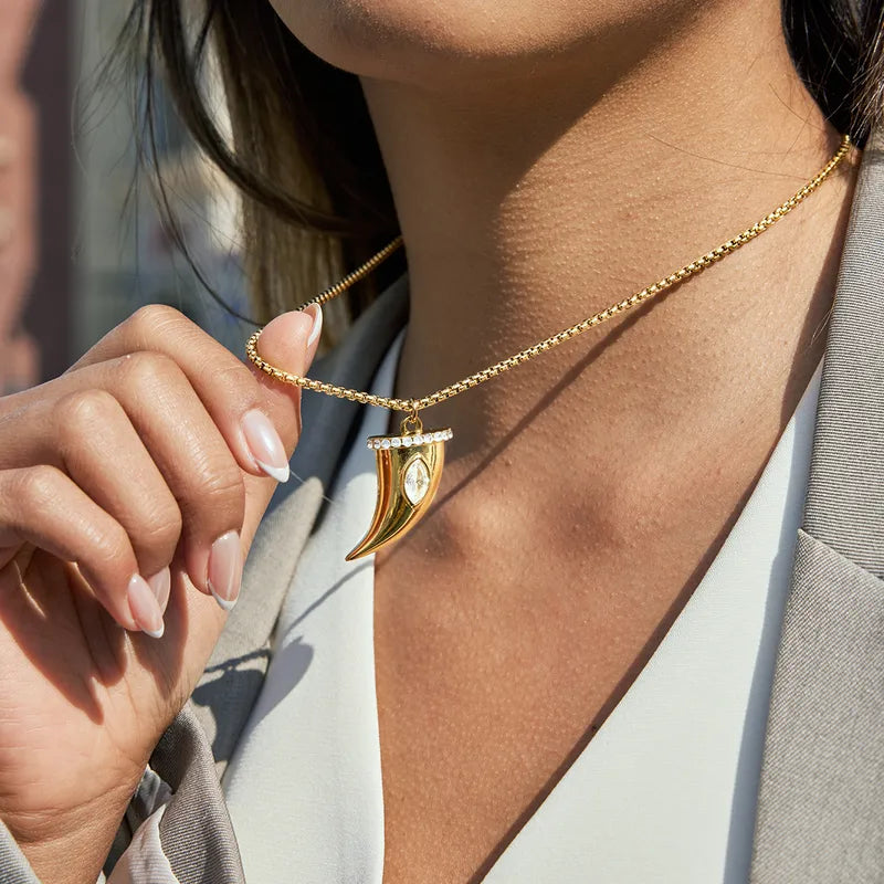 Hook Zirconia 18K Gold Plated 304 Stainless Steel Electroplated Necklace