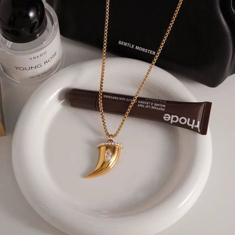 Hook Zirconia 18K Gold Plated 304 Stainless Steel Electroplated Necklace