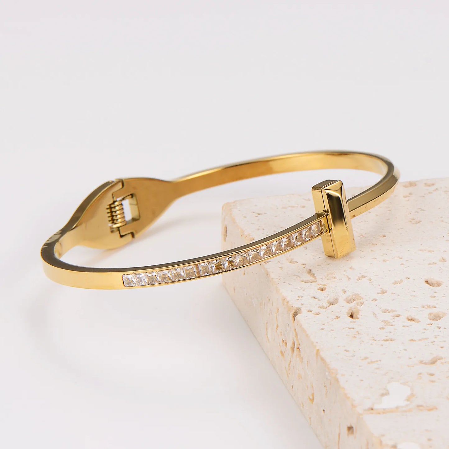 T-Shape 18K Gold Plated 304 Stainless Steel Style Bangle