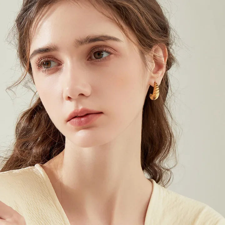 Classic C Shape 304 Stainless Steel 18K Gold Plated Earring