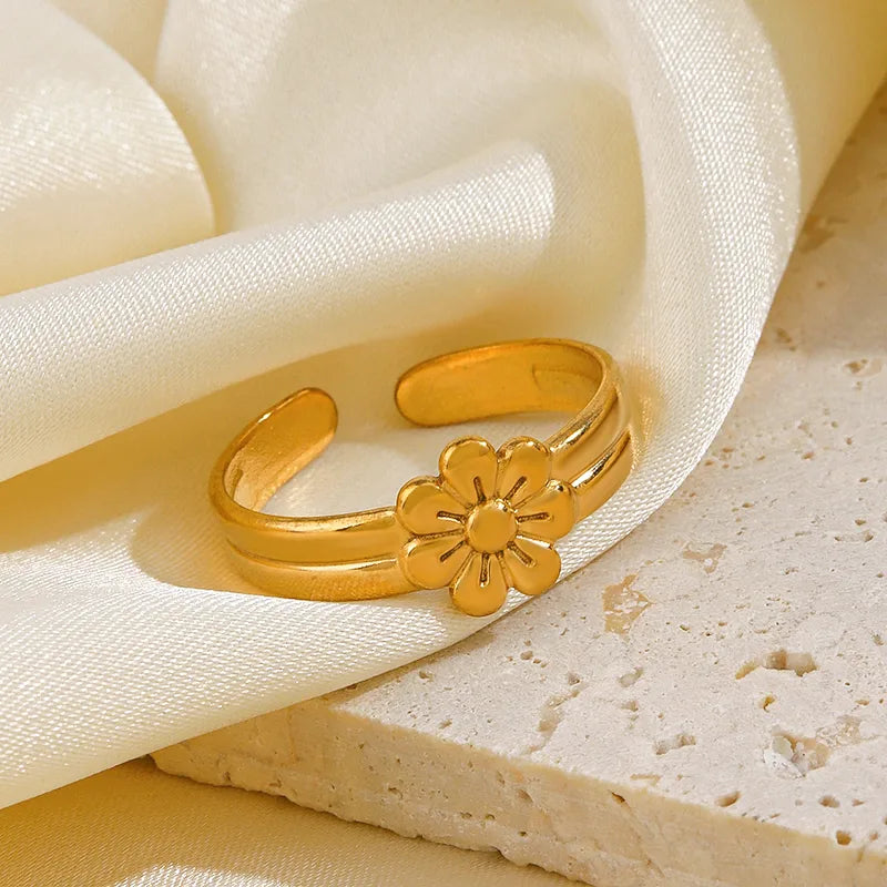 18K Gold Plated Flower 304 Stainless Steel  Non Tarnish Adjustable  Ring