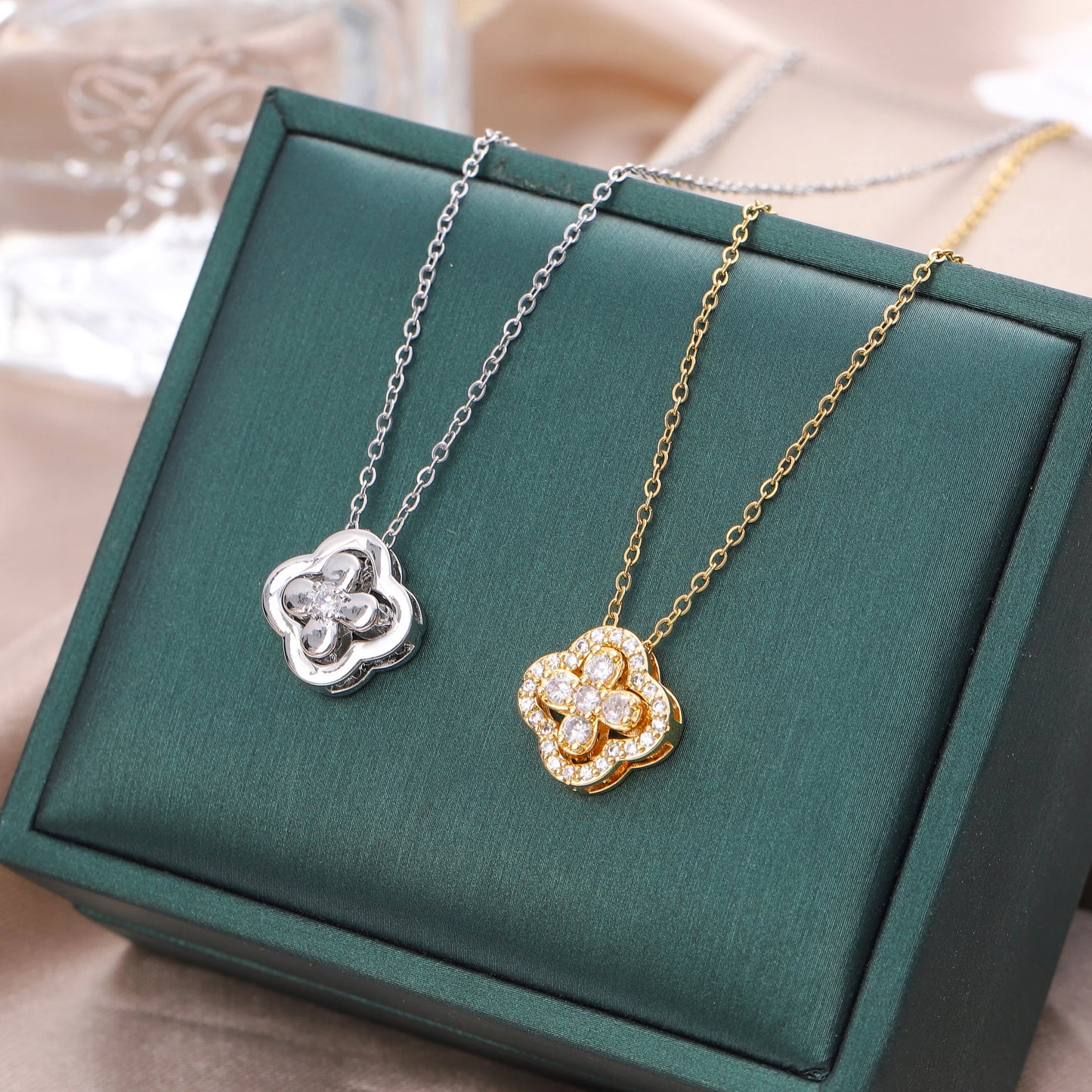 Flower 316L Stainless Steel 18K Gold Plated Pendant Necklace