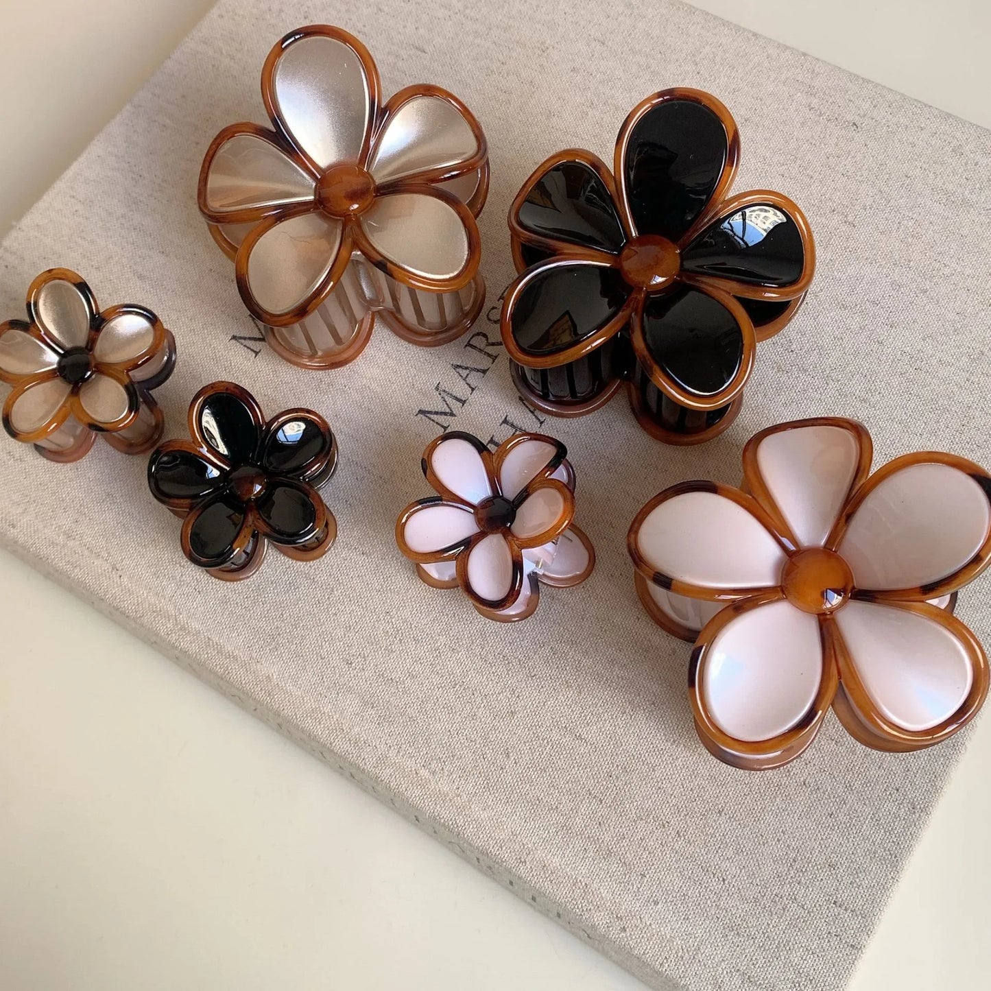 Floral Neutral Browns Hair Claw
