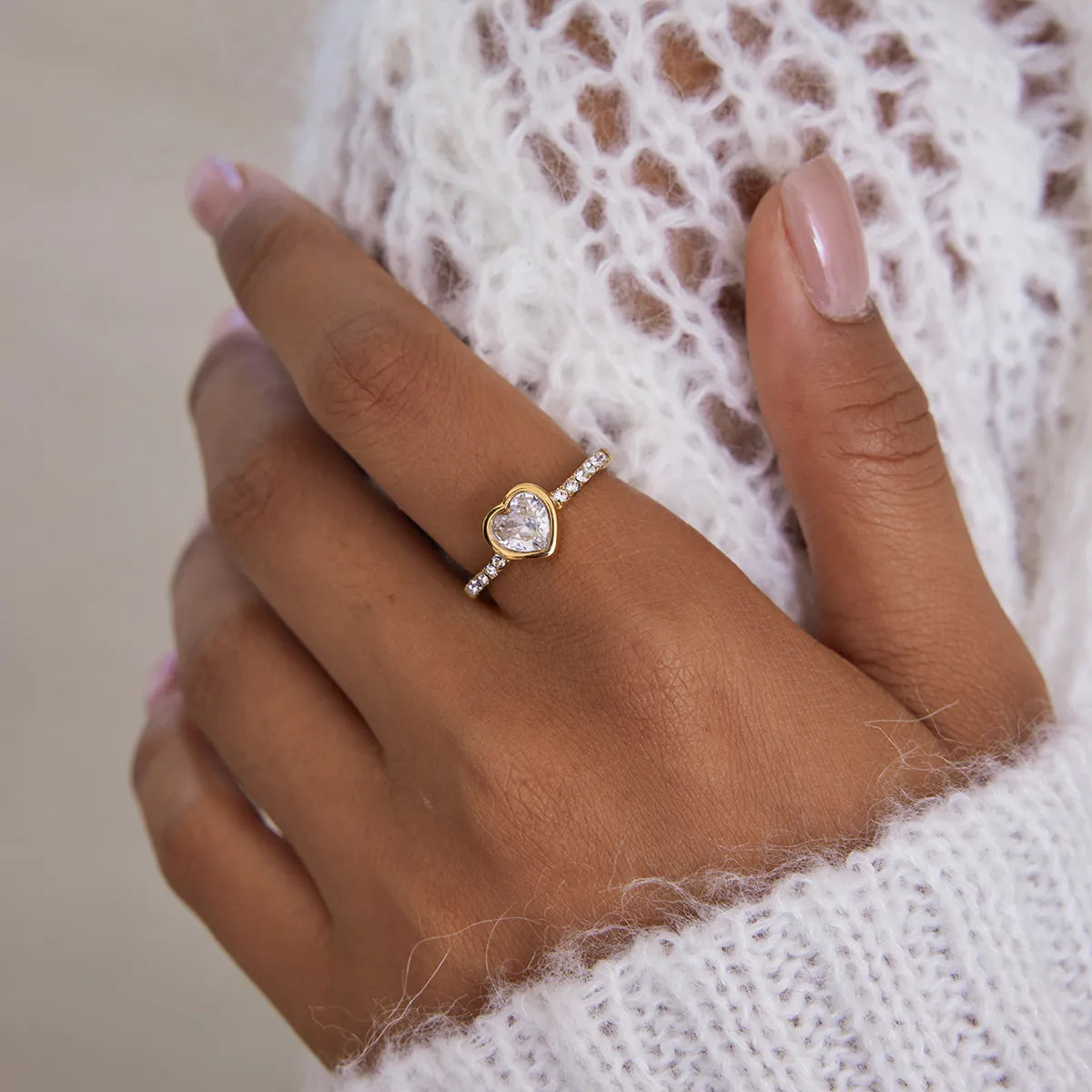 Classic Heart Style 18K Gold 304 Stainless Steel + Zircon White Ring