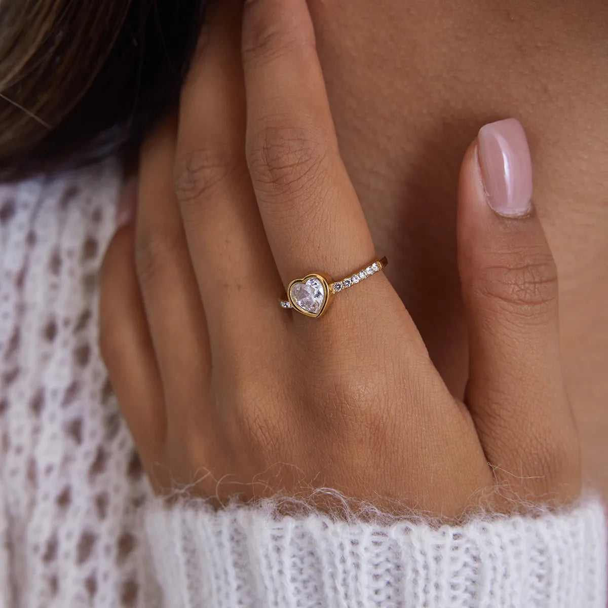 Classic Heart Style 18K Gold 304 Stainless Steel + Zircon White Ring