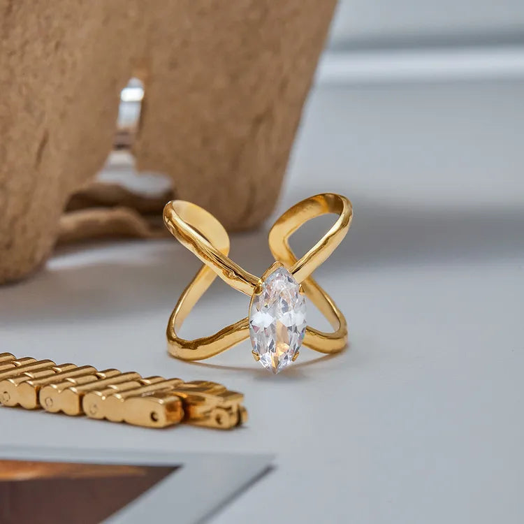 Classical Romantic 18K Gold Plated 316 Stainless Steel Non Tarnish Ring