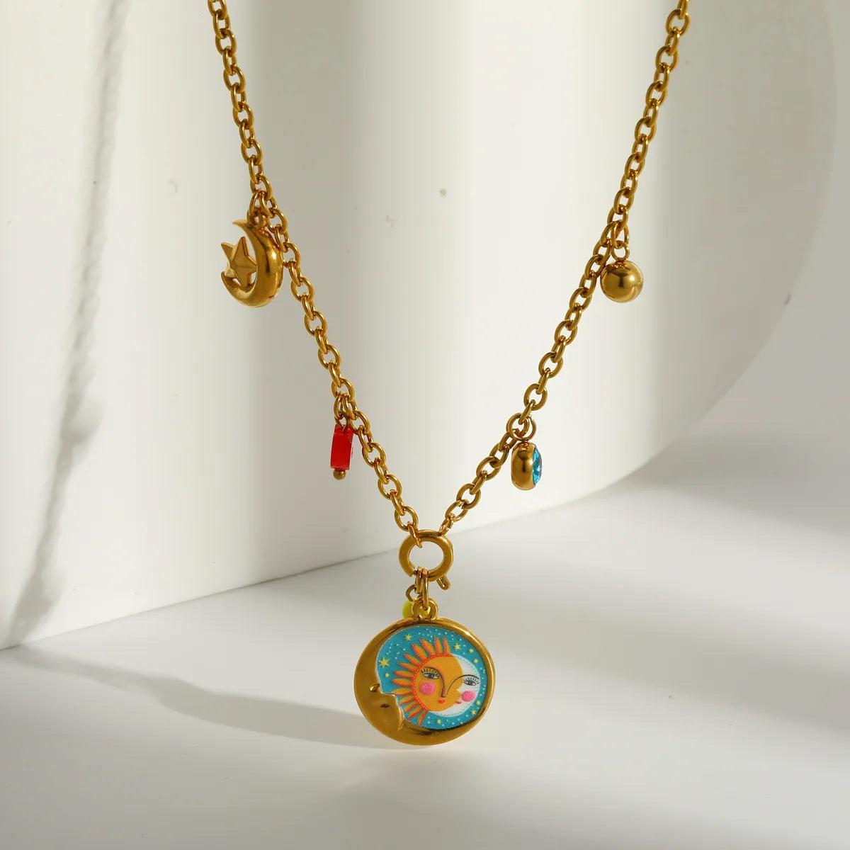 Luxury Sun 18K Gold Plated Stainless Steel Shell Necklace