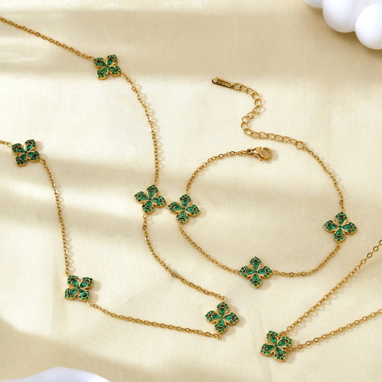 Luxury Flower 304 Stainless Steel 18K Gold Plated Zircon Necklace Bracelet Set