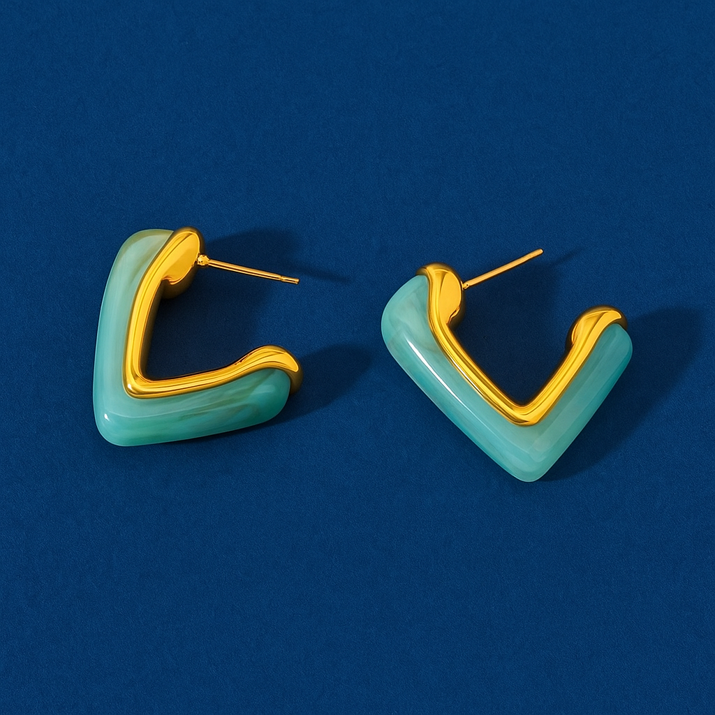 Resin Embedded 18K Gold Plated Stainless Steel C-Shaped Flower Ear Studs