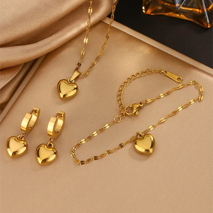 Bold Heart 18K Gold Plated 304 Stainless Steel Necklace Set