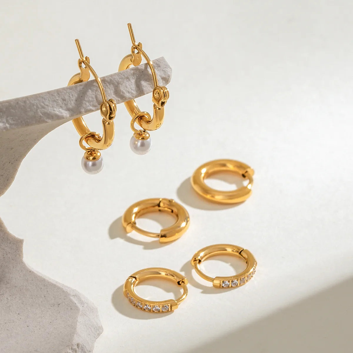 Classic Pearl Gem 304 Stainless Steel Geometric 18K Gold Plated Earring