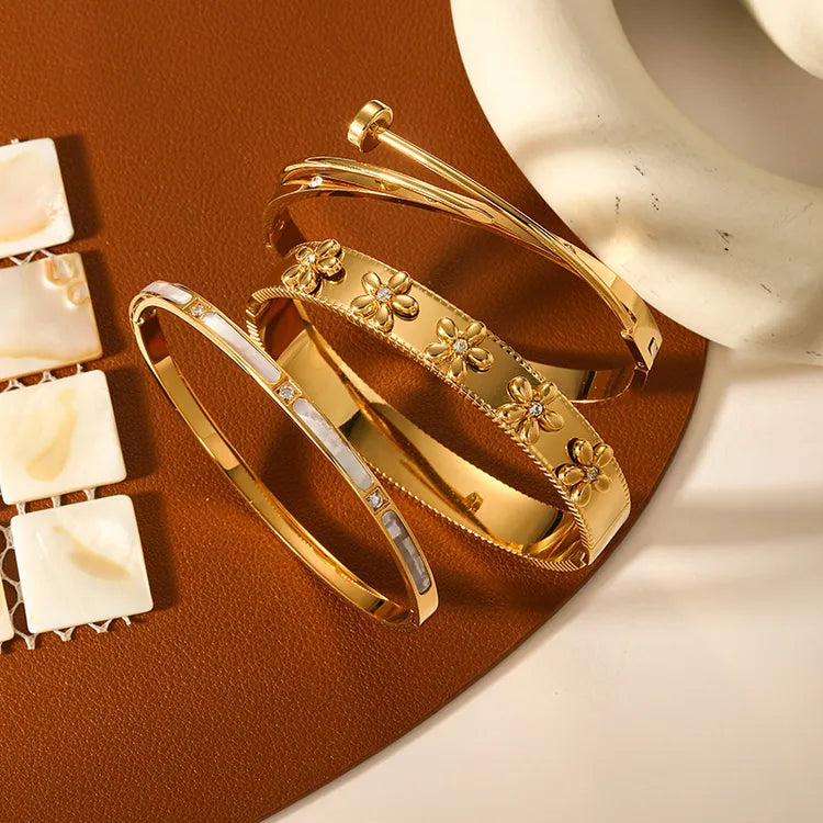 Floral Nail Titanium Steel 18K Gold Plated Non-Fading Polished Bracelet