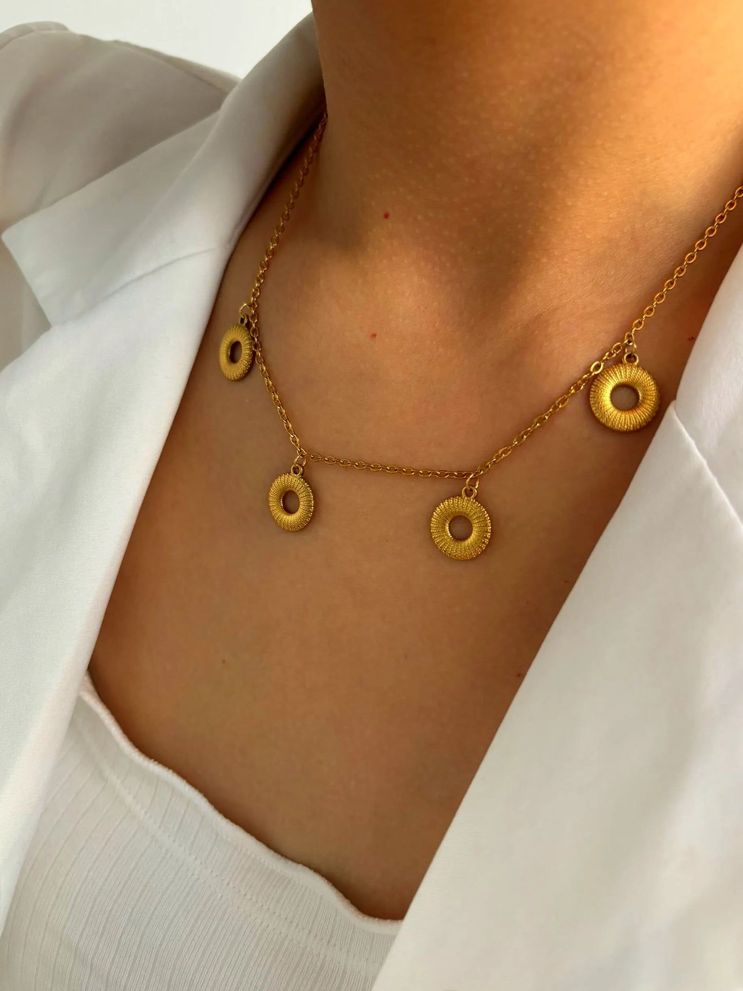 Circle Flower 316L Stainless Steel 18K Gold Plated Irregular Cross Chain Pendant Necklace