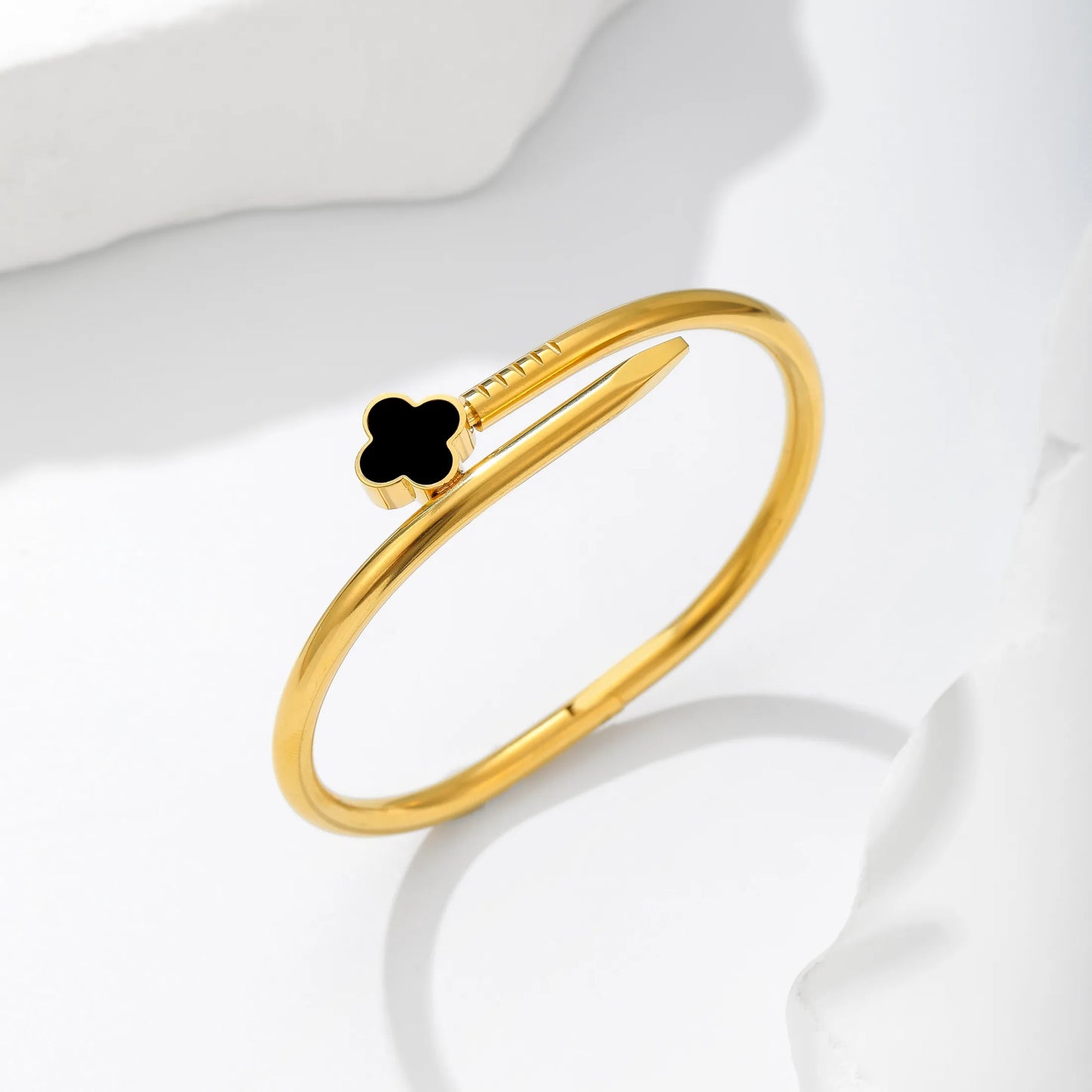 Black Clover Titanium Steel 18K Gold Plated Shell Bangle