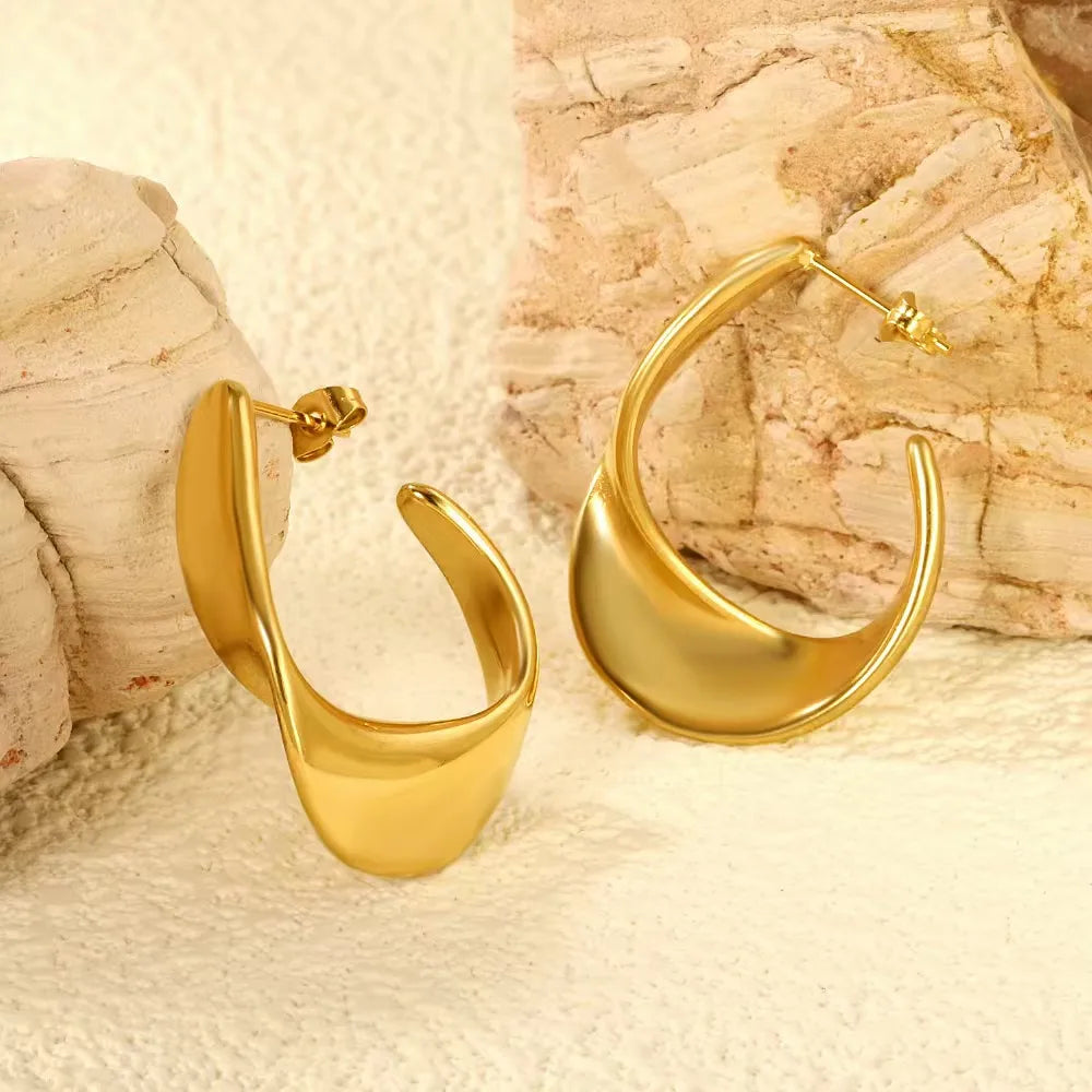 Unique C Shape 304 Stainless Steel 18K Gold Plated Ear Stud