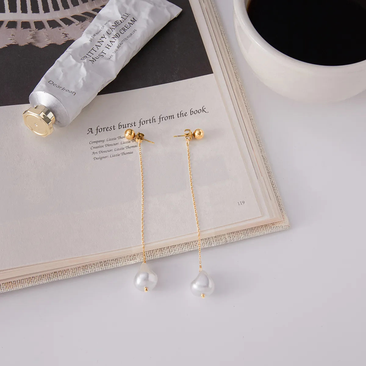 Graceful 18K Gold Stainless Steel Acrylic Pearl Tassel Earring