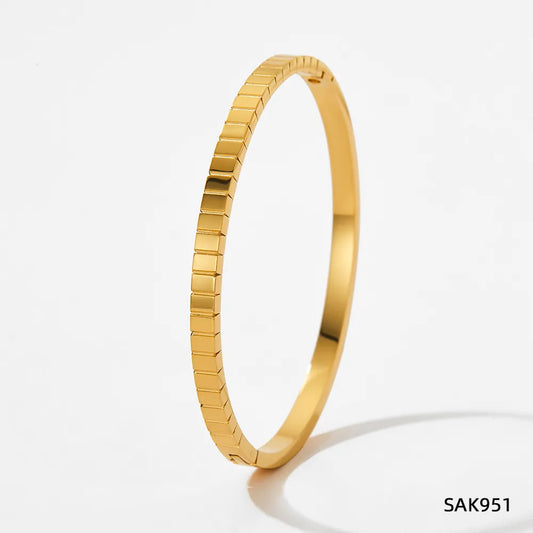 Engraved Lines 18K Gold Plated 304 Stainless Steel Bracelet