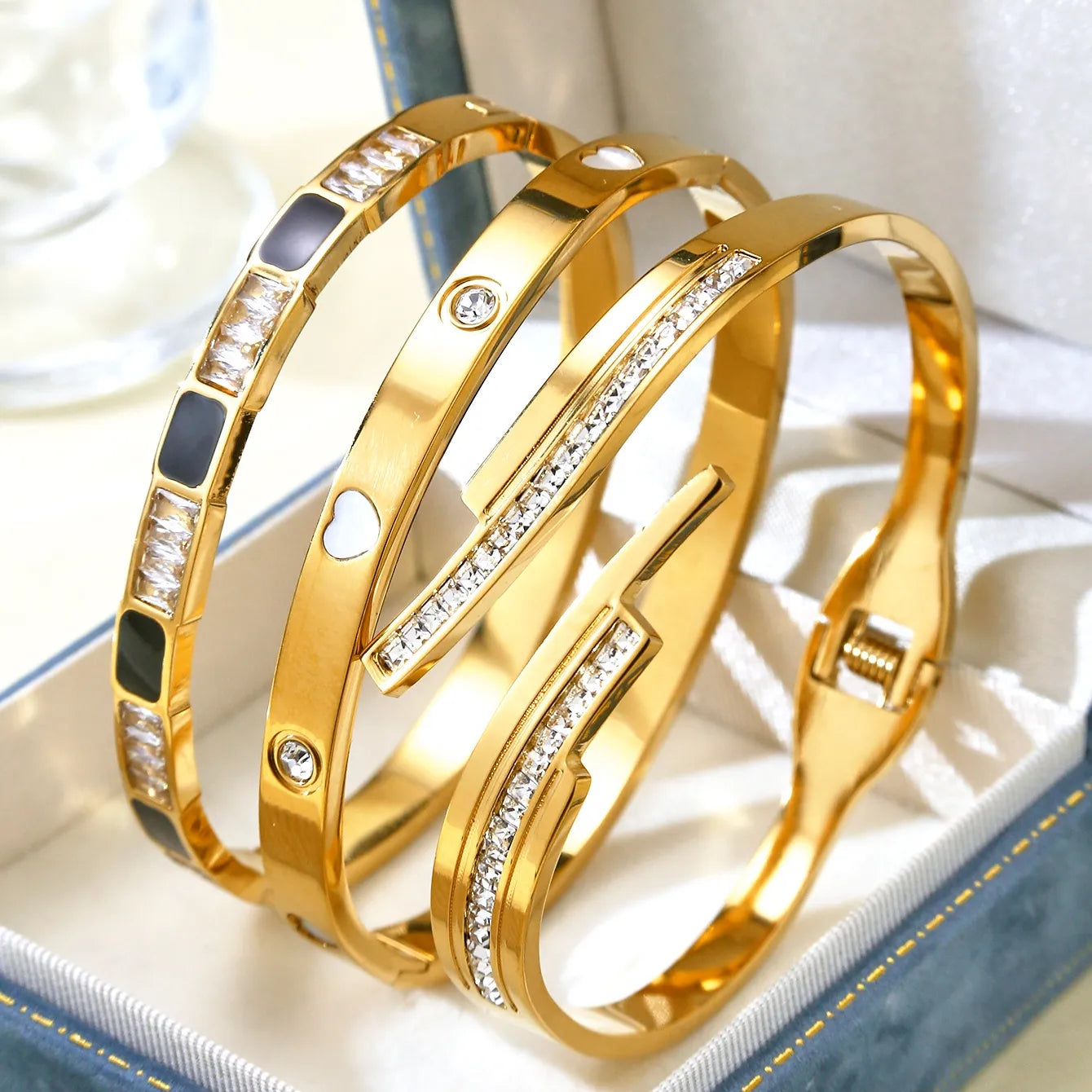 Patterned Zircon Stainless Steel 18K Gold Plated Bracelet Set