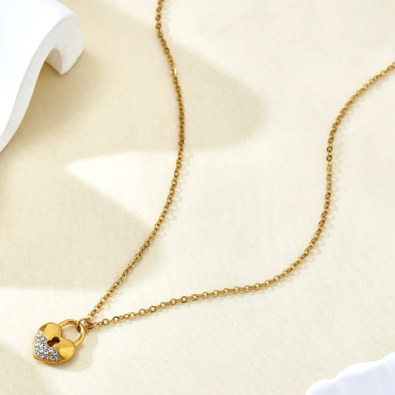 Romantic Heart Lock Zircon Stainless Steel 18k Gold Plated Necklace