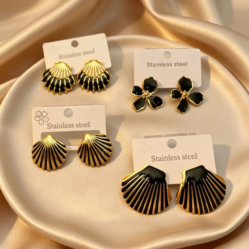 Black Gold Rimmed 18K Gold Plated 304 Stainless Steel Stud