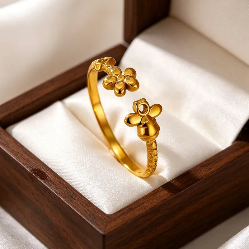 Non Tarnish Flower Ring 304 Stainless Steel With 18K Real Gold Plated PVD Coating