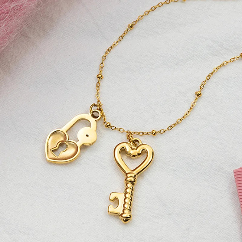 Pearl Heart Key 18K Gold Plated 304 Stainless Steel Charm Necklace