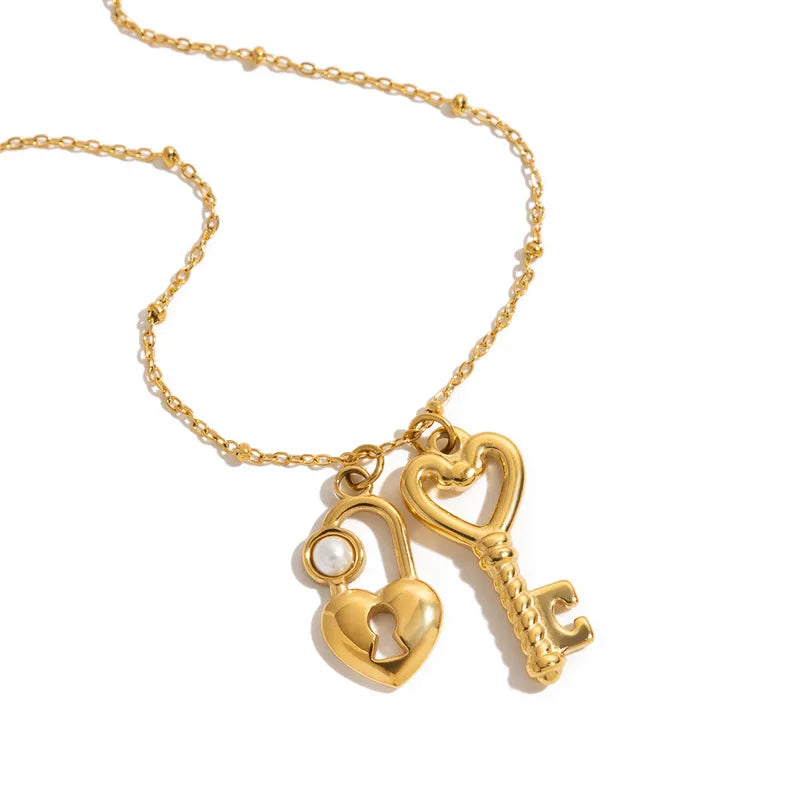 Pearl Heart Key 18K Gold Plated 304 Stainless Steel Charm Necklace