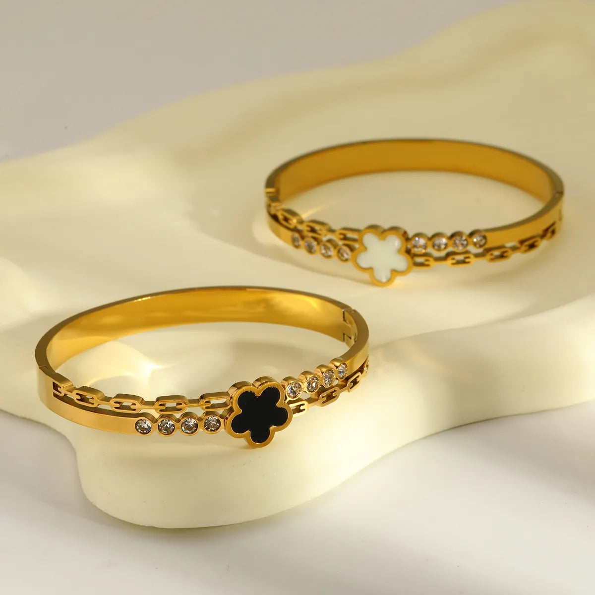 Little Clover 18K Gold Plated Stainless Steel Bands