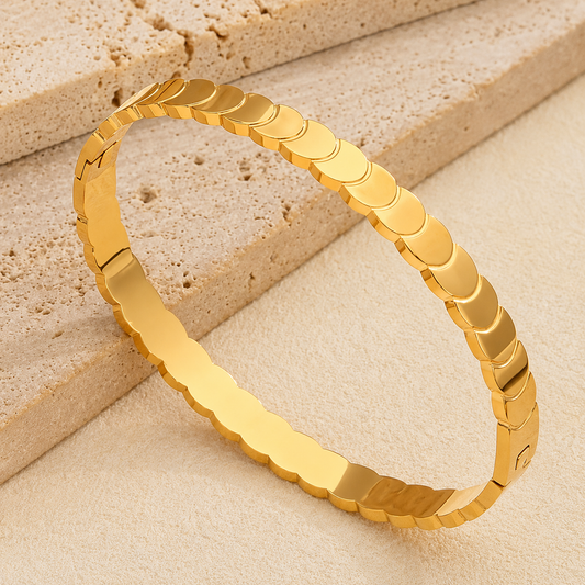 Creased 18K Gold Plated 304 Stainless Steel Bracelet
