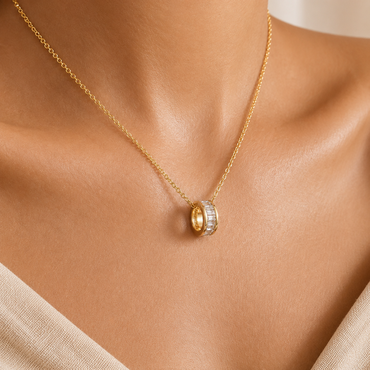 Glittered Circle 18K Gold Plated 304 Stainless Steel Necklace