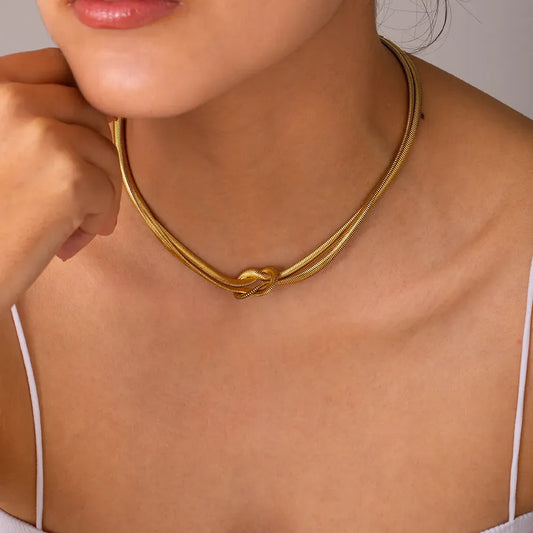 Solid Color Knot Stainless Steel Plating 18K Gold Plated Necklace