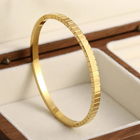 16K Gold Plated Rugged Zircon Bangle