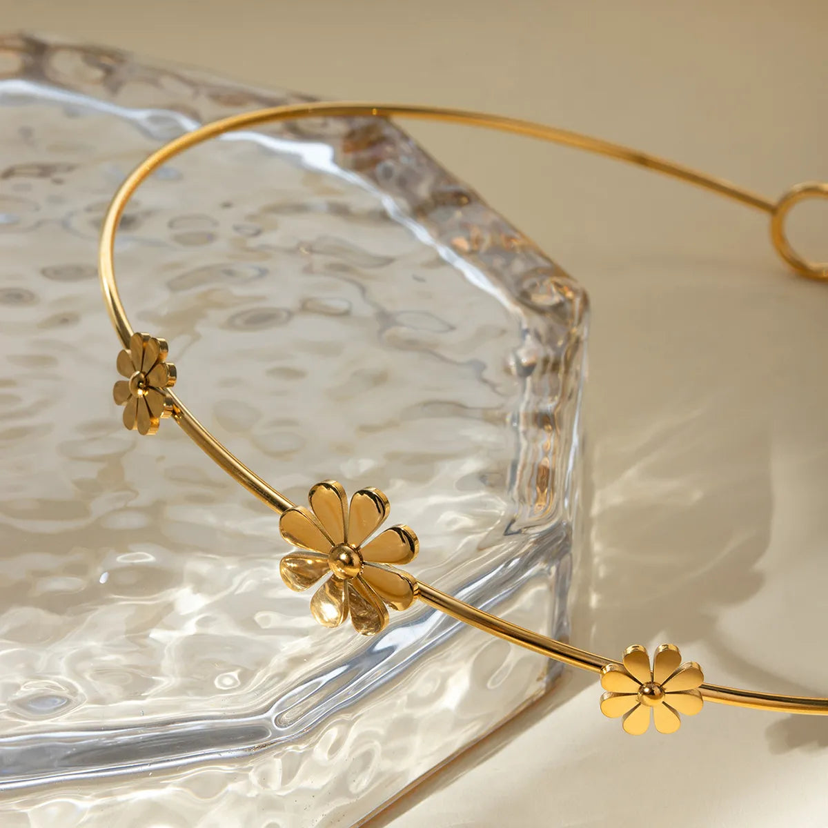 Sweet Daisy 304 Stainless Steel 18K Gold Plated Enamel Choker