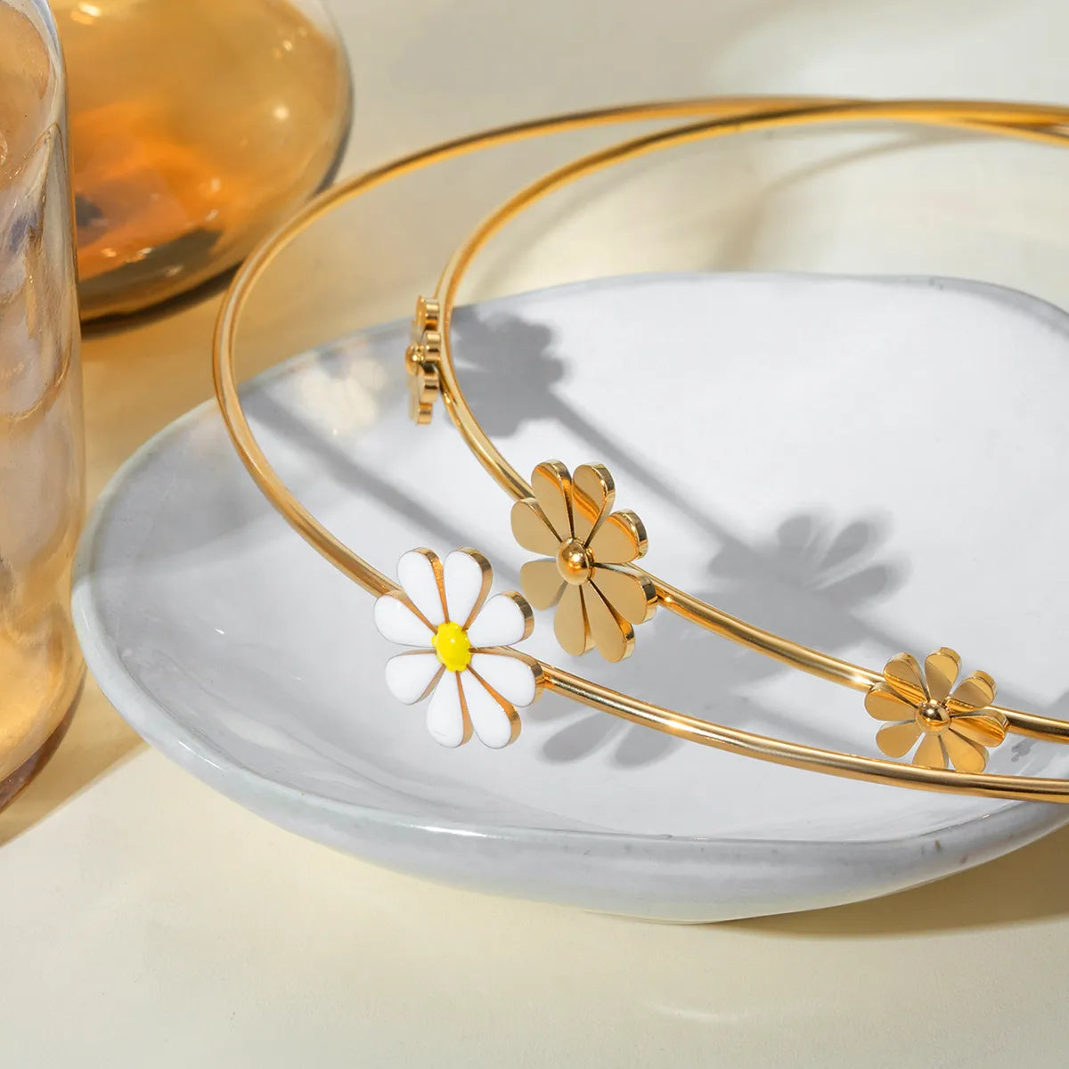 Sweet Daisy 304 Stainless Steel 18K Gold Plated Enamel Choker