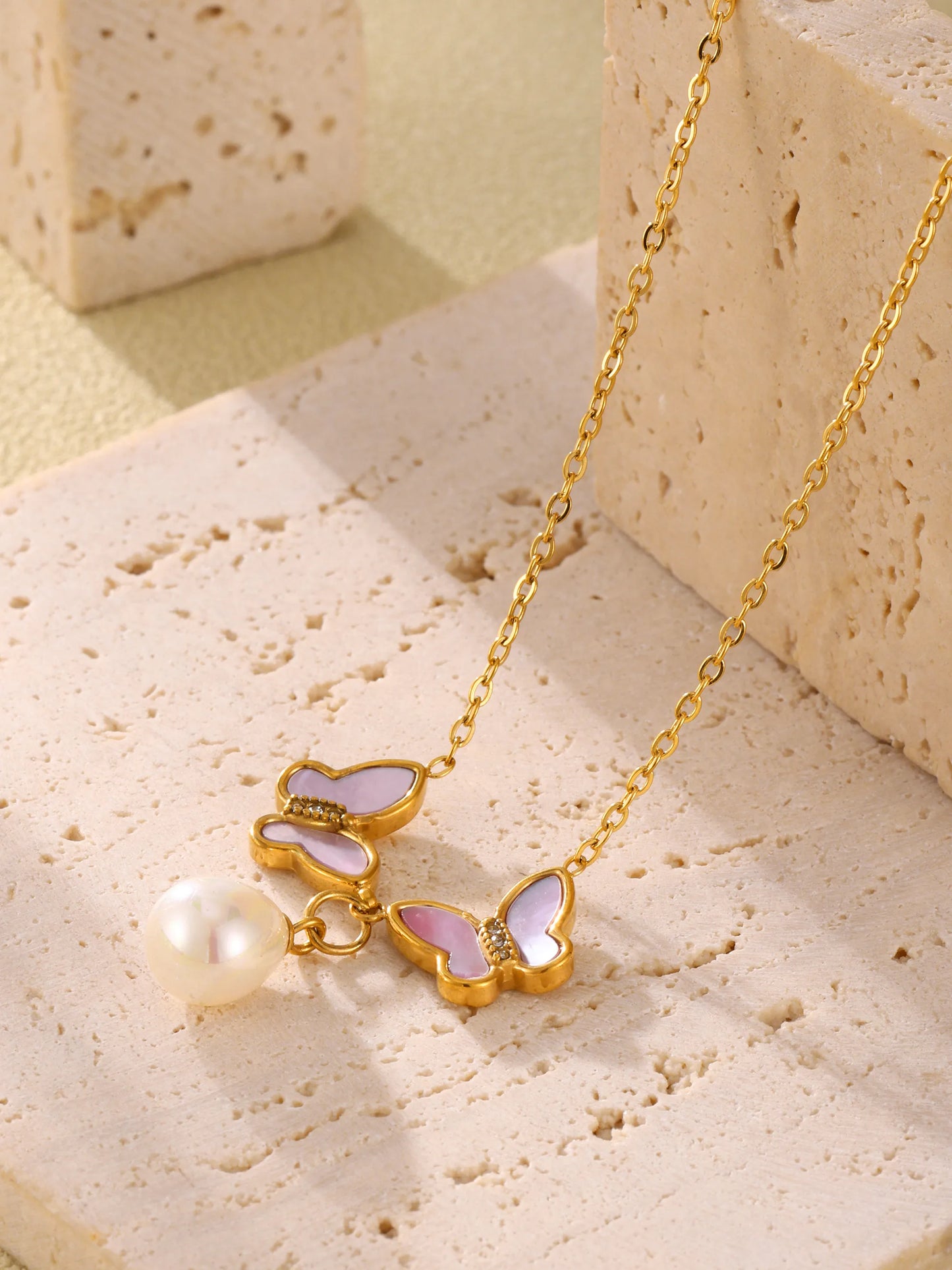 Butterfly 304 Stainless Steel Shell Zircon 18K Gold Plated Plating Pendant Necklace Cable Chain