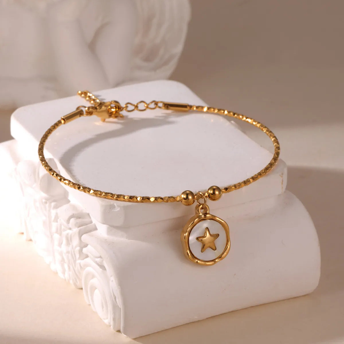 Casual Star Heart Shape 304 Stainless Steel 18K Gold Plated Bangle