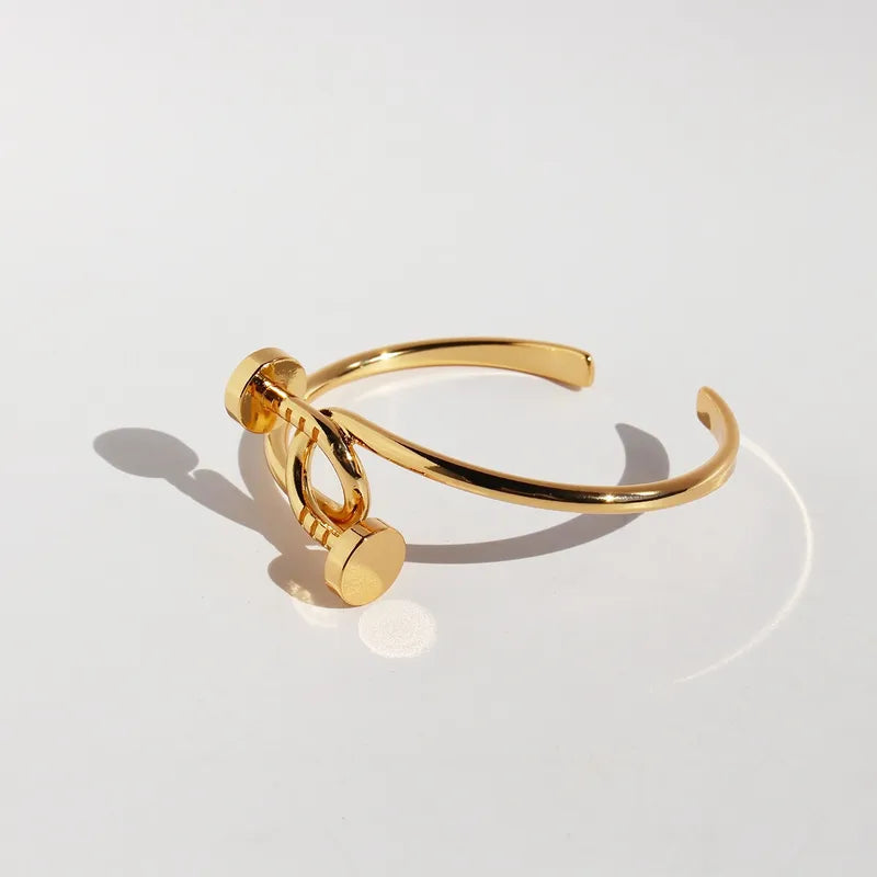 Connected  Style Solid Color Copper Plating 18K Gold Plated Bangle