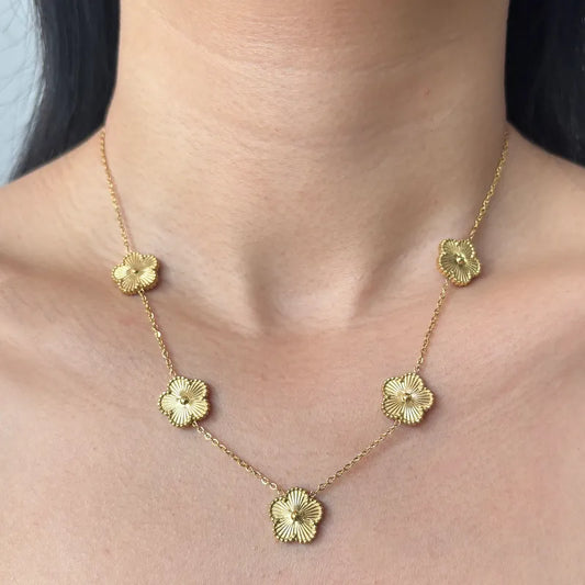 Sweet Simple Style Flower 304 Stainless Steel 18K Gold Plated Necklace