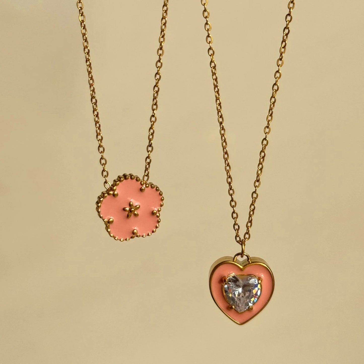 Sweet Simple Style Heart Shape Flower 316L Stainless Steel Zircon 18K Gold Plated Enamel Inlay Pendant Necklace