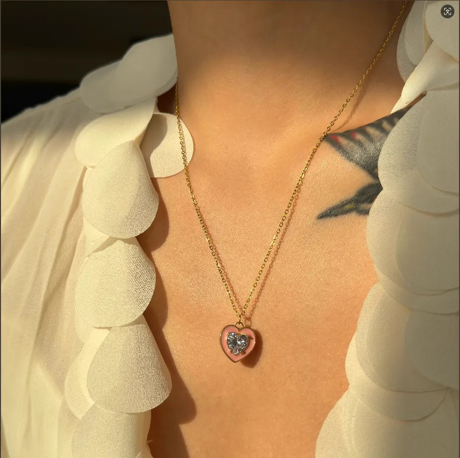 Sweet Simple Style Heart Shape Flower 316L Stainless Steel Zircon 18K Gold Plated Enamel Inlay Pendant Necklace