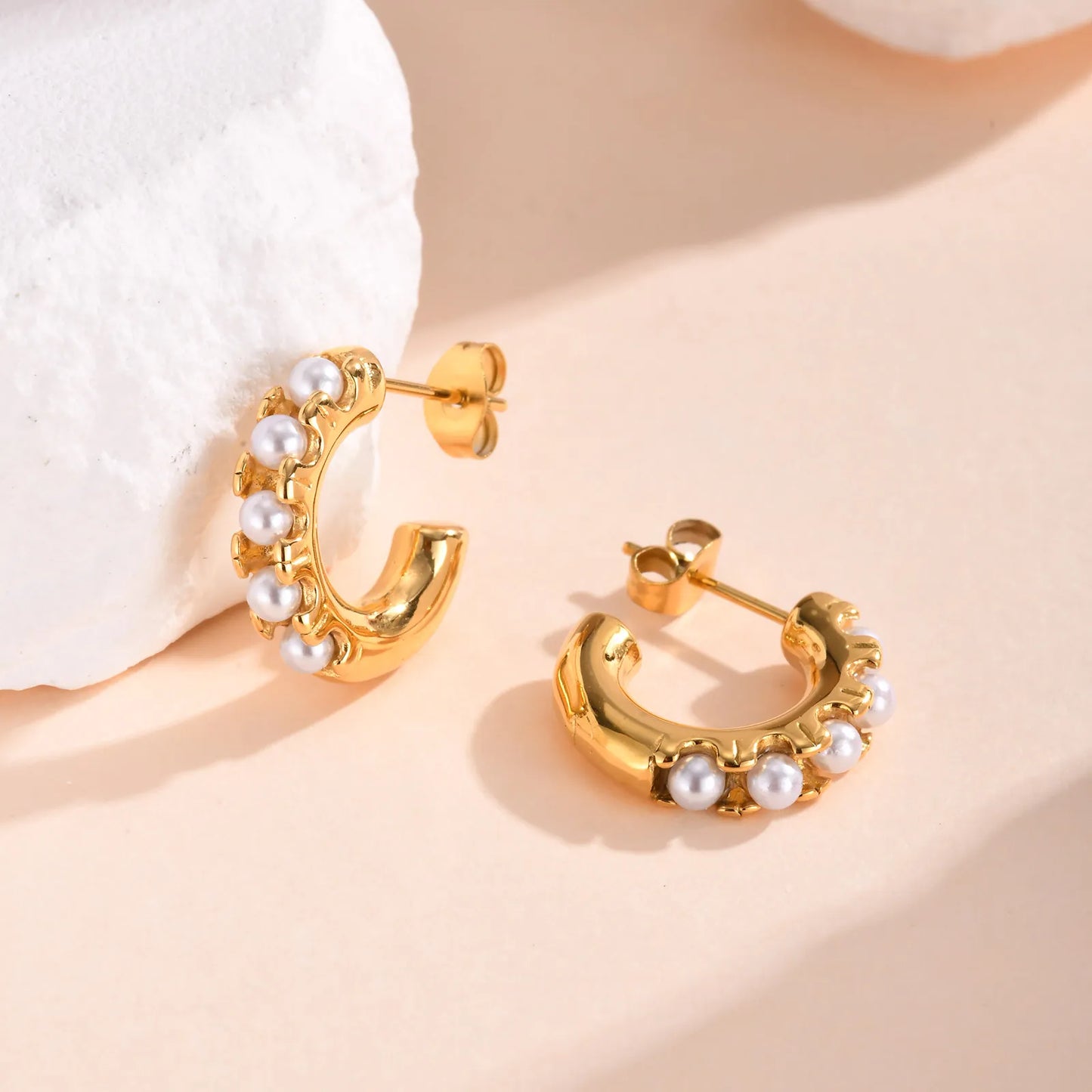 IG Style C Shape Inlay 304 Stainless Steel Artificial Pearls 18K Gold Plated Ear Studs