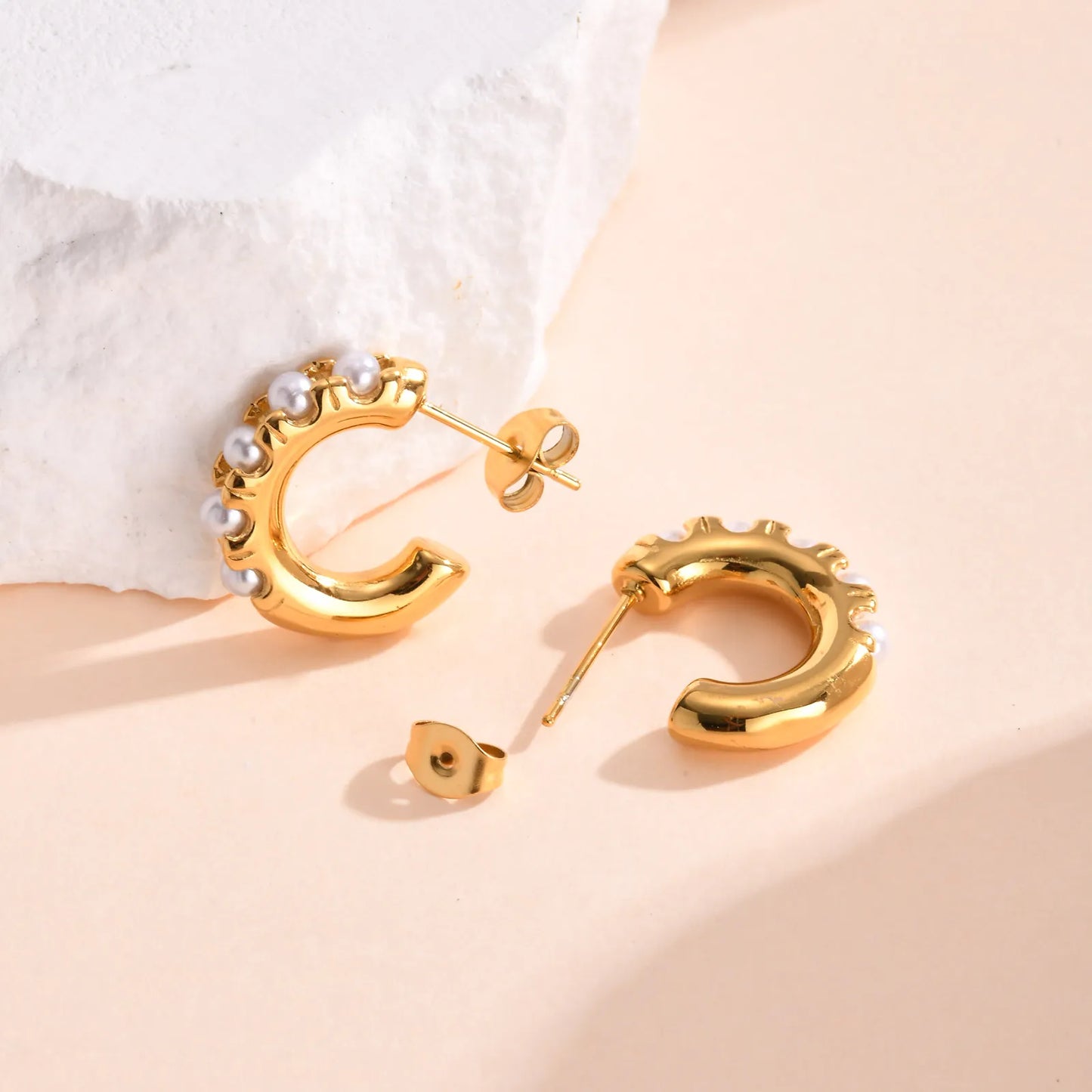 IG Style C Shape Inlay 304 Stainless Steel Artificial Pearls 18K Gold Plated Ear Studs