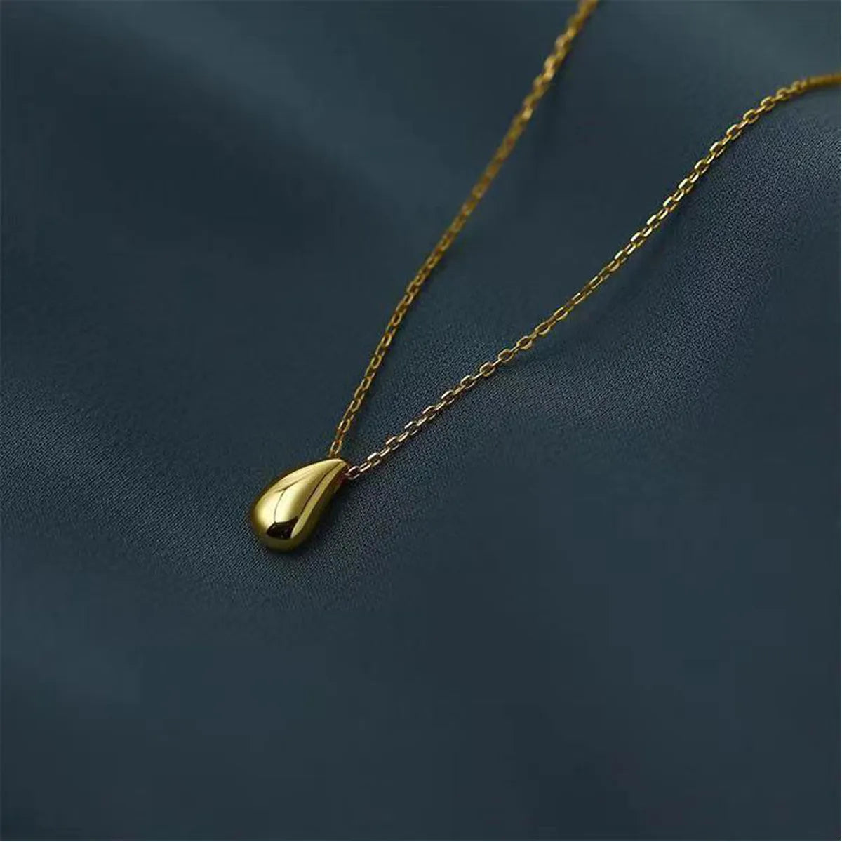 Stainless Steel 18K Gold Plated Simple Style Water Droplets Necklace
