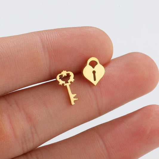 Key Lock Plating 304 Stainless Steel No Inlaid 18K Gold Plated Ear Stud