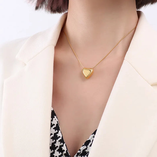 Female Hearts Titanium Steel Clavicle Chain