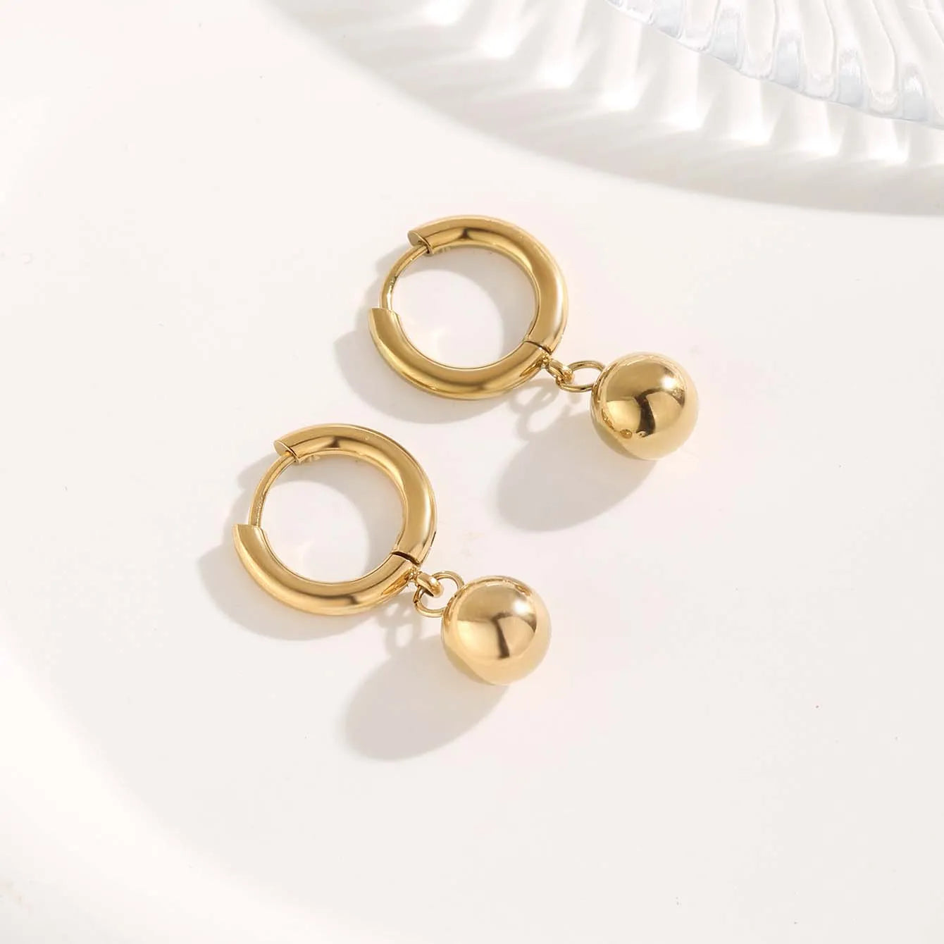 Elegant Glam Round Plating Titanium Steel Gold Plated Ear Studs